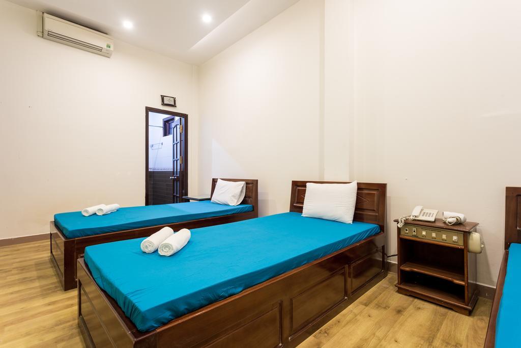 The Family Hotel Hoi An Bagian luar foto